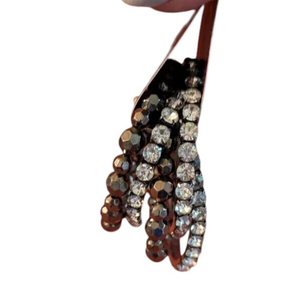Paparazzi Set of Silver Colored Beads Stretch Bracelets 5 Count NWT - Picture 2 of 2